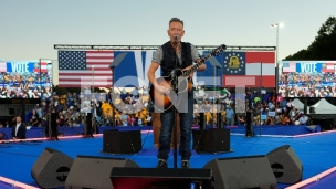 Springstin i Obama uz Haris